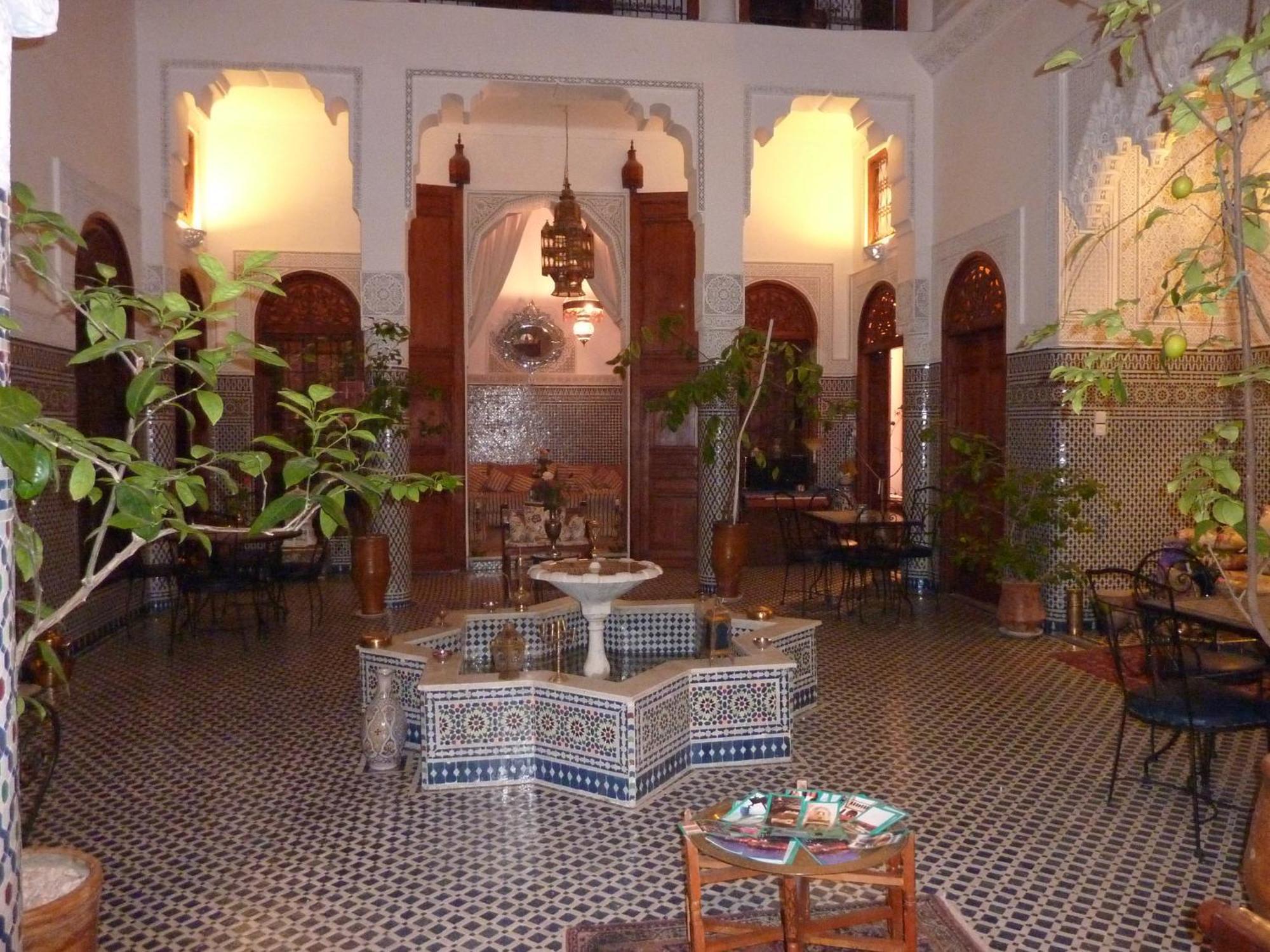 Отель Dar Al Safadi Фес Экстерьер фото